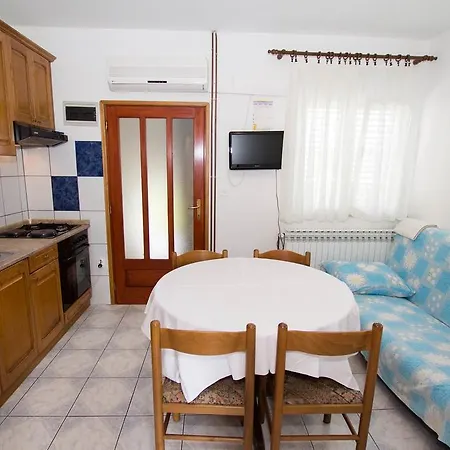 Apartment Bartul *