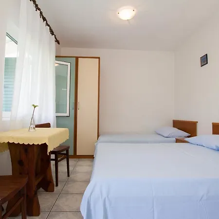 Apartment Bartul Sućuraj
