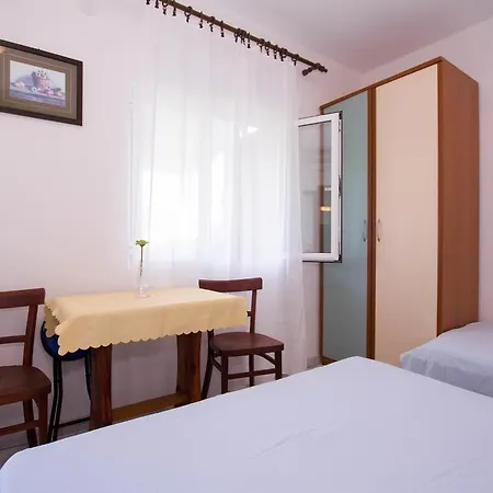 Apartment Bartul Sucuraj
