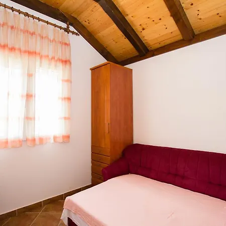 Apartment Bartul Sucuraj